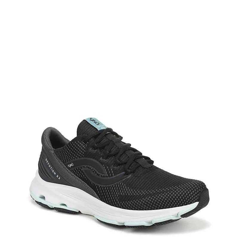 Women's Devotion X 2 Sneaker