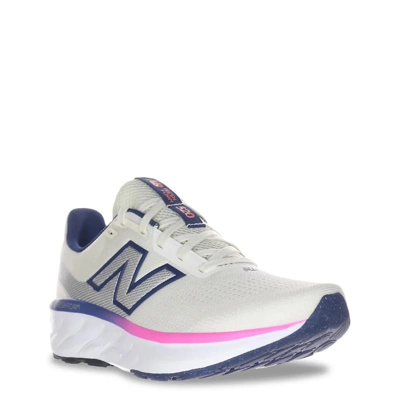 Women's Fresh Foam 520 V9 Wide Sneaker