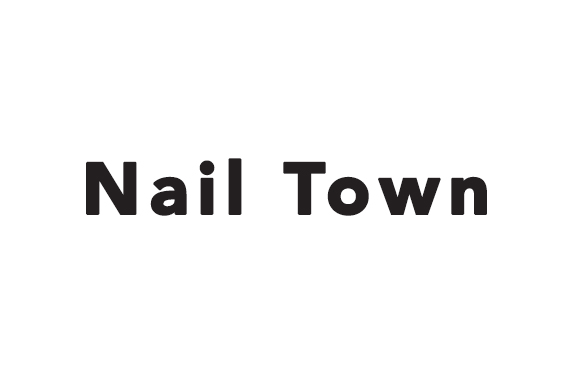 town nail nail art